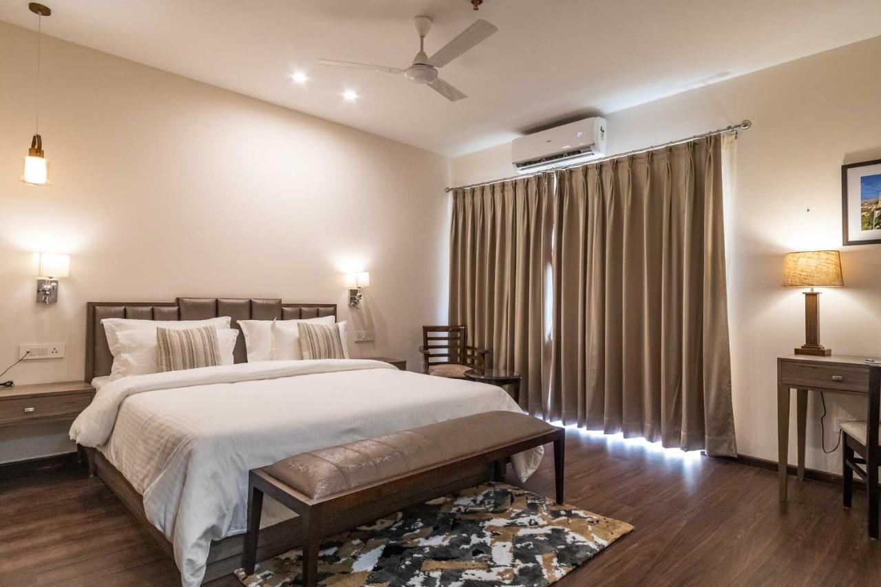Hotel Alaya Dehradun Eksteriør bilde