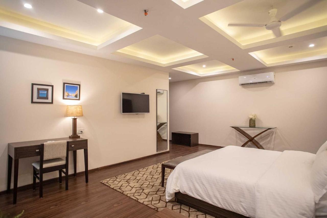Hotel Alaya Dehradun Eksteriør bilde